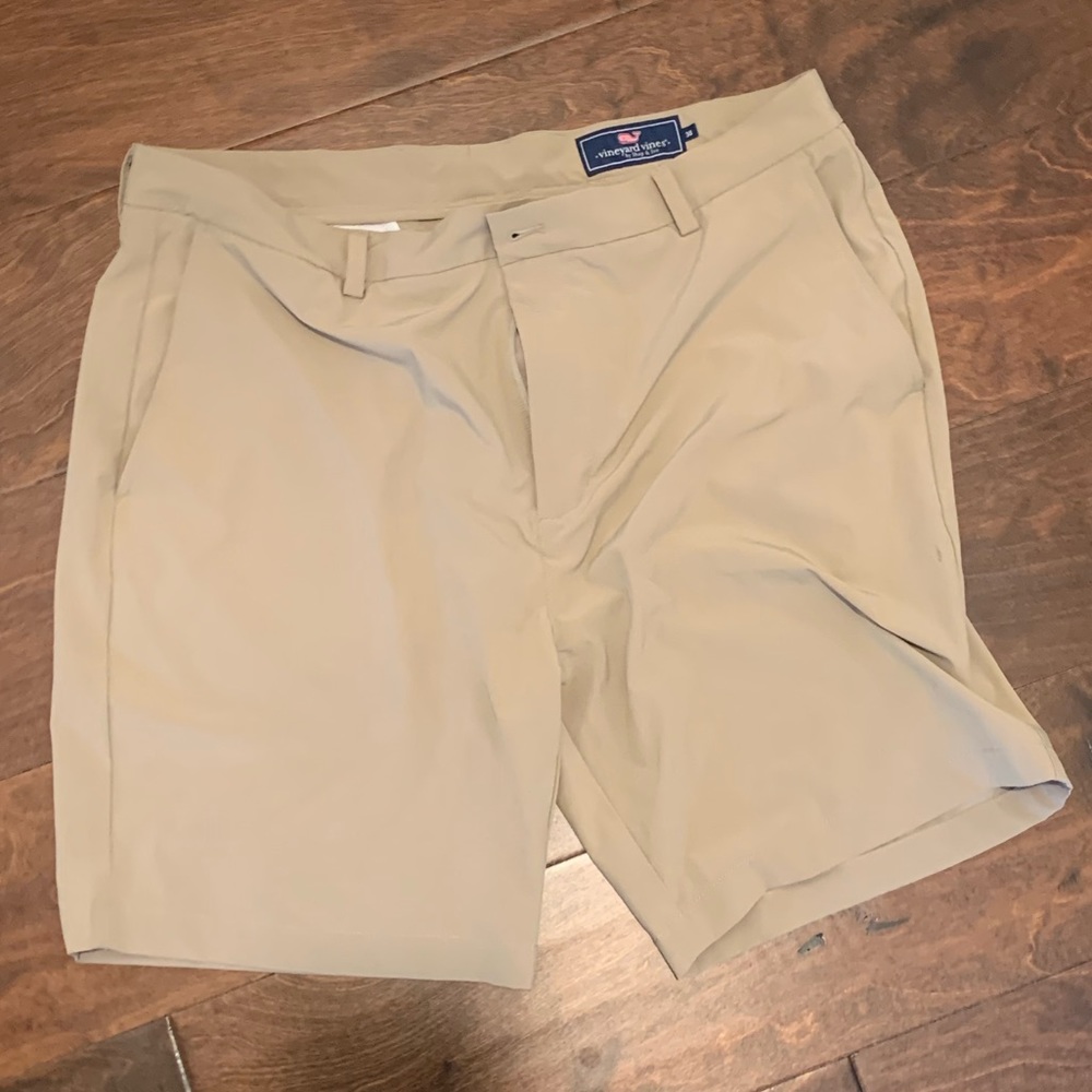 Vineyard Vines Men’s Performance Breaker Shorts